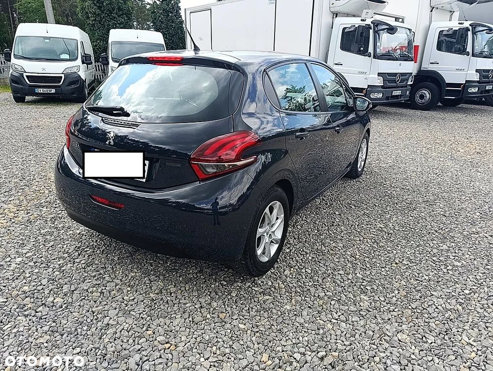 Peugeot 208 1.2 PureTech Access - 5