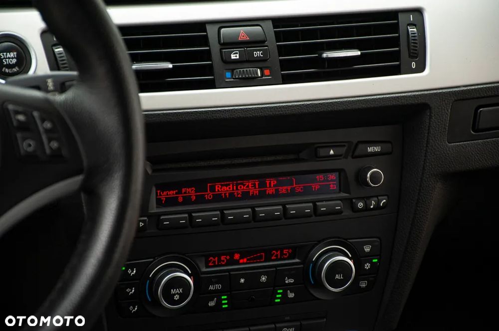 BMW Seria 3 318i - 18