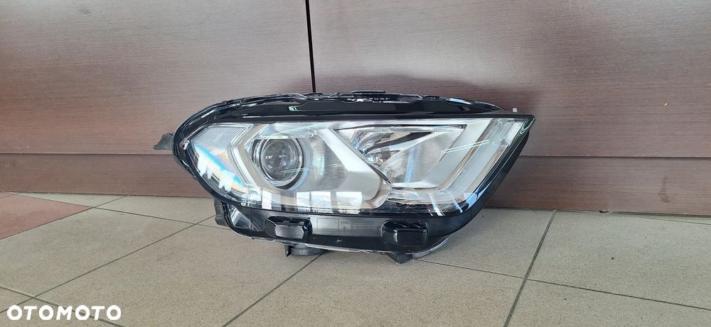 Ford EcoSport 17- Lift Reflektor Lampa Przód Przednia Prawa GN1513W029JE uszk.