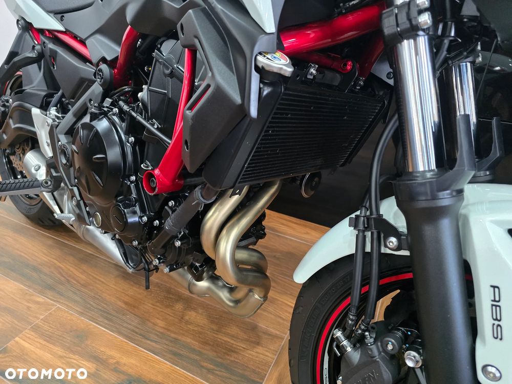 Kawasaki Z 650 - 20