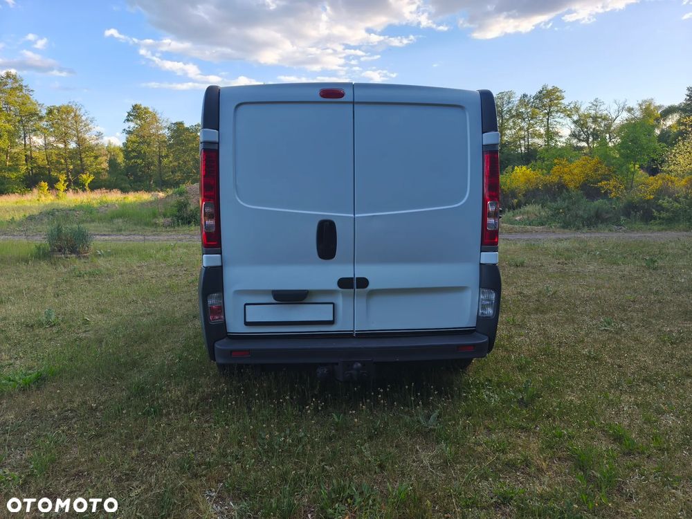 Renault TRAFIC - 9