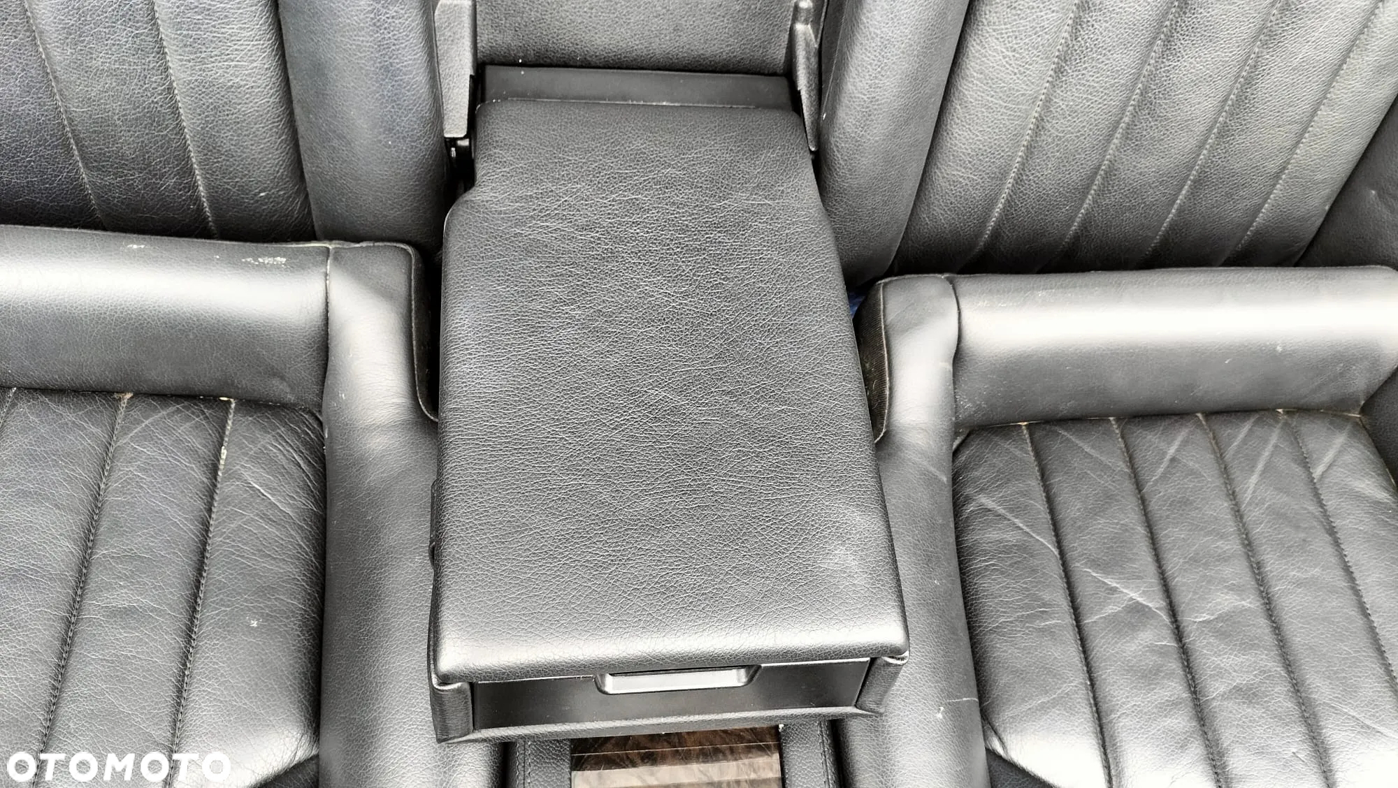 TAPICERKA WNĘTRZE SKÓRA KOMPLET FOTELE KANAPA FOTEL LEWY PRAWY PODGRZEWANY GRZANY TUNEL ŚRODKOWY PODŁOKIETNIK CZARNY DREWNO DEKORY MERCEDES CLS W219 C219 - 11