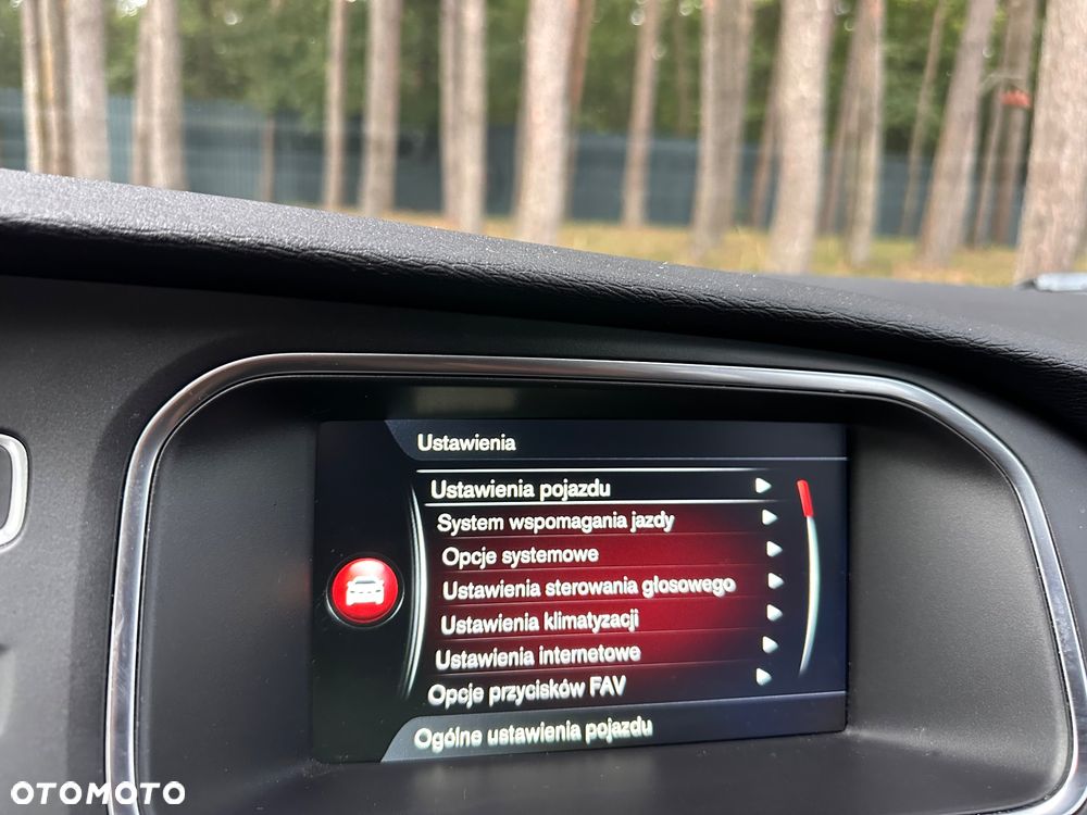 Volvo V40 - 30