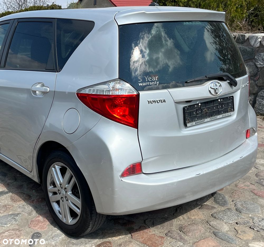 Toyota Verso S 1.4 D-4D - 21