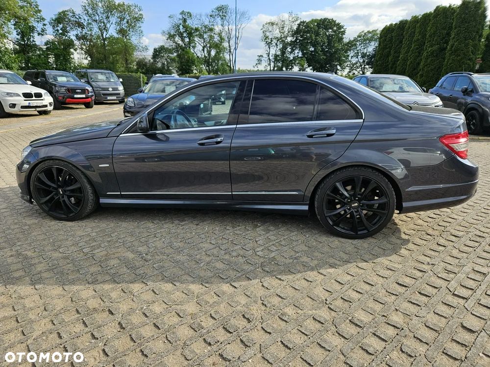 Mercedes-Benz Klasa C 350 Avantgarde - 19