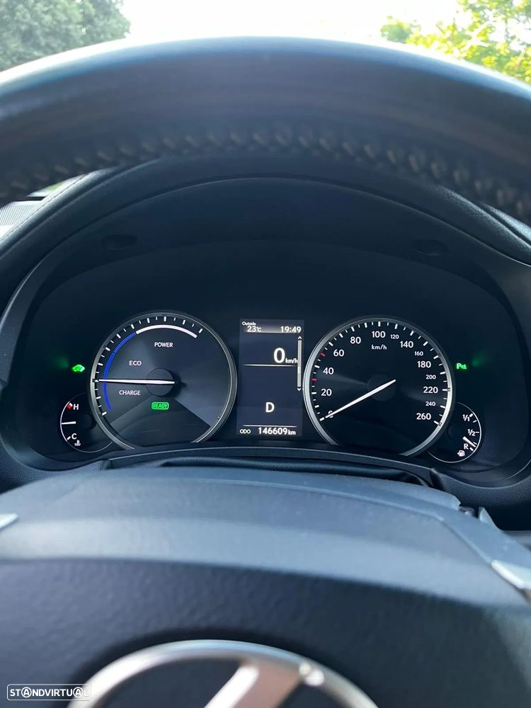 Lexus NX 300h Executive+ - 9