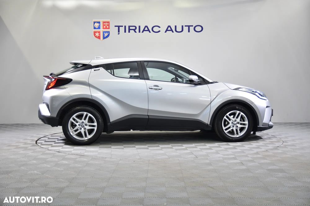 Toyota C-HR - 7