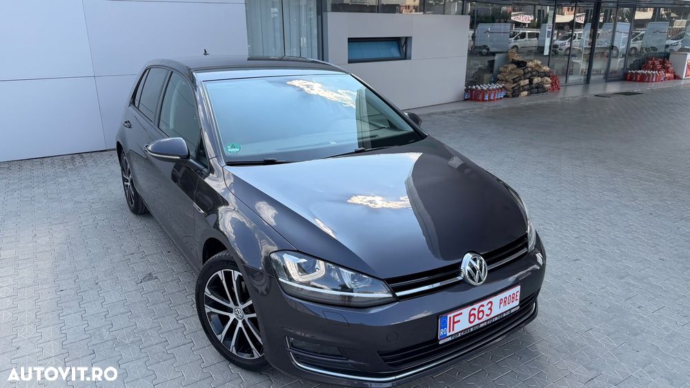 VOLKSWAGEN Golf 2016