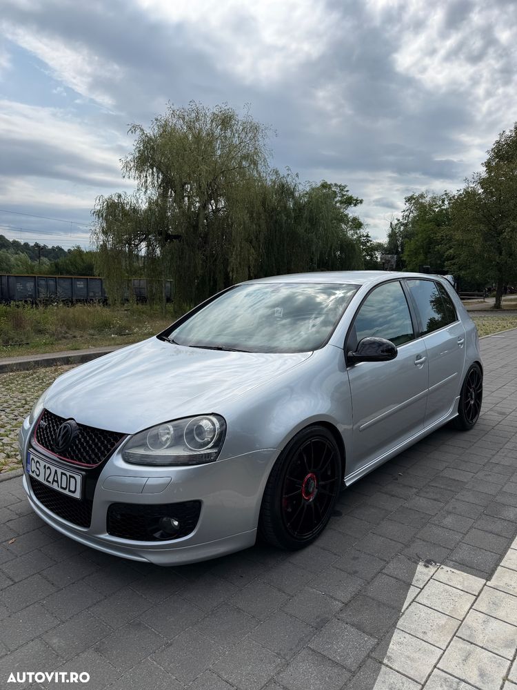 Volkswagen Golf 2.0 FSI GTI 30 Edition - 2