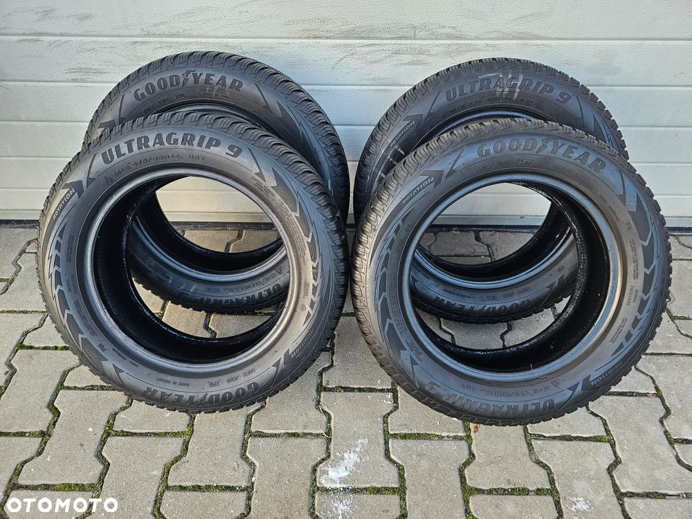 (A49) 175/65R14 82T 5,5mm / GoodYear UltraGrip 9 - 8