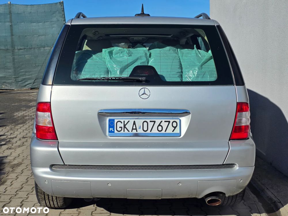Mercedes-Benz ML 500 - 6