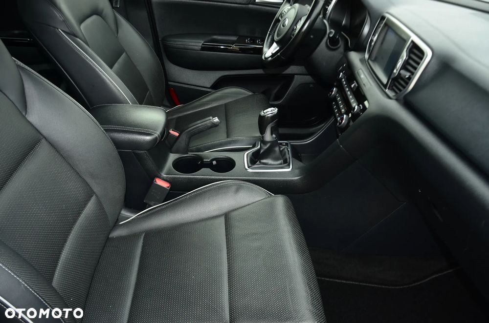 Kia Sportage 1.7 CRDI Business Line L 2WD - 23