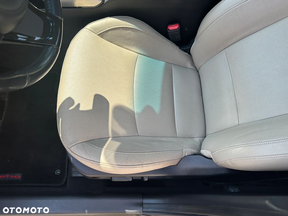 Kia Optima 1.7 CRDi L - 4