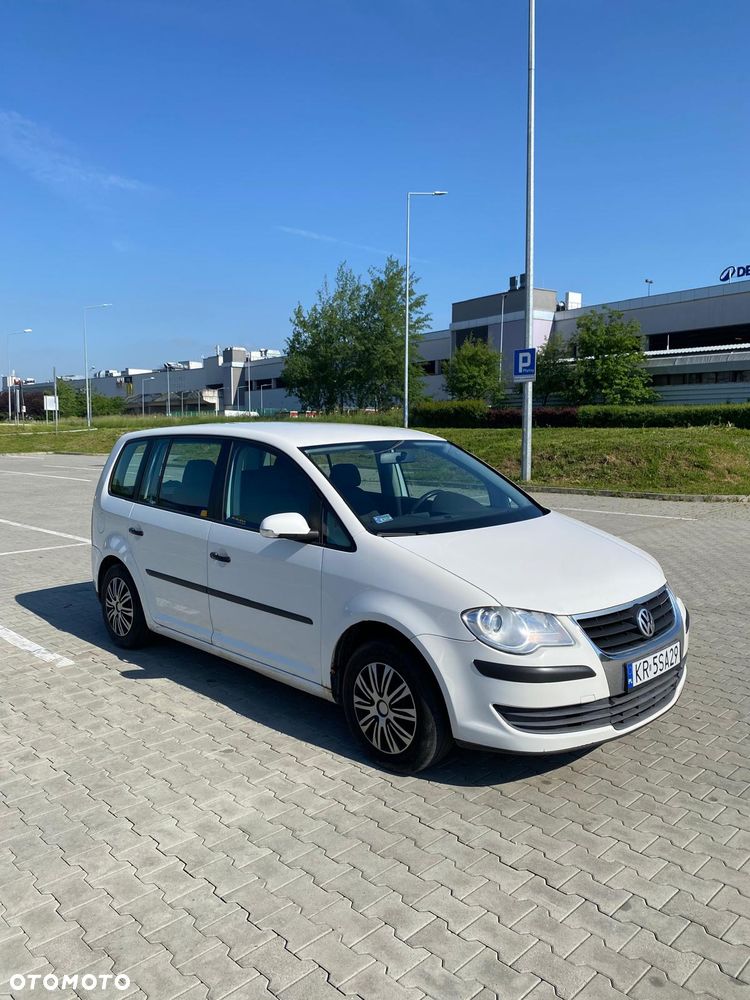 Volkswagen Touran 1.9 TDI Conceptline - 1