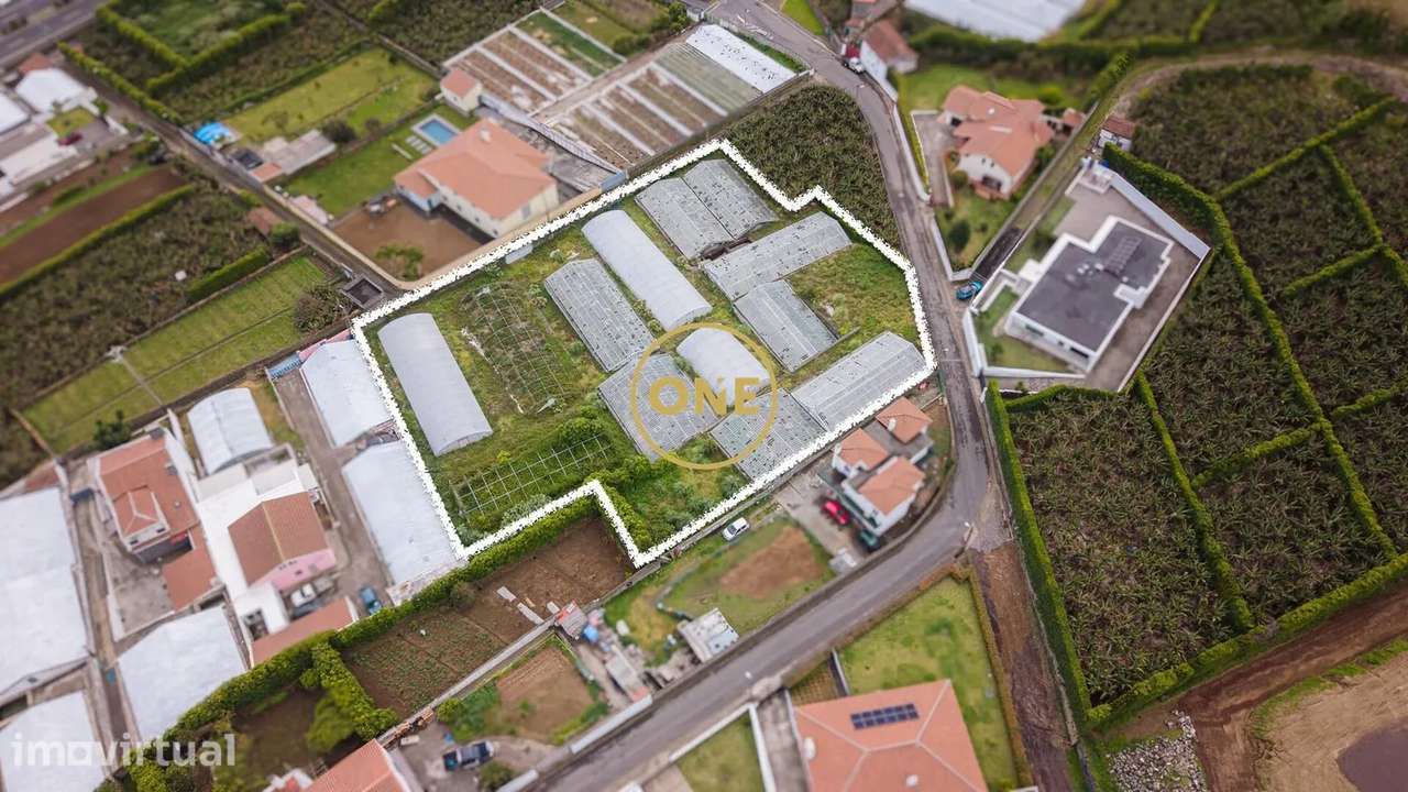Terreno - Grande imagem: 2/9