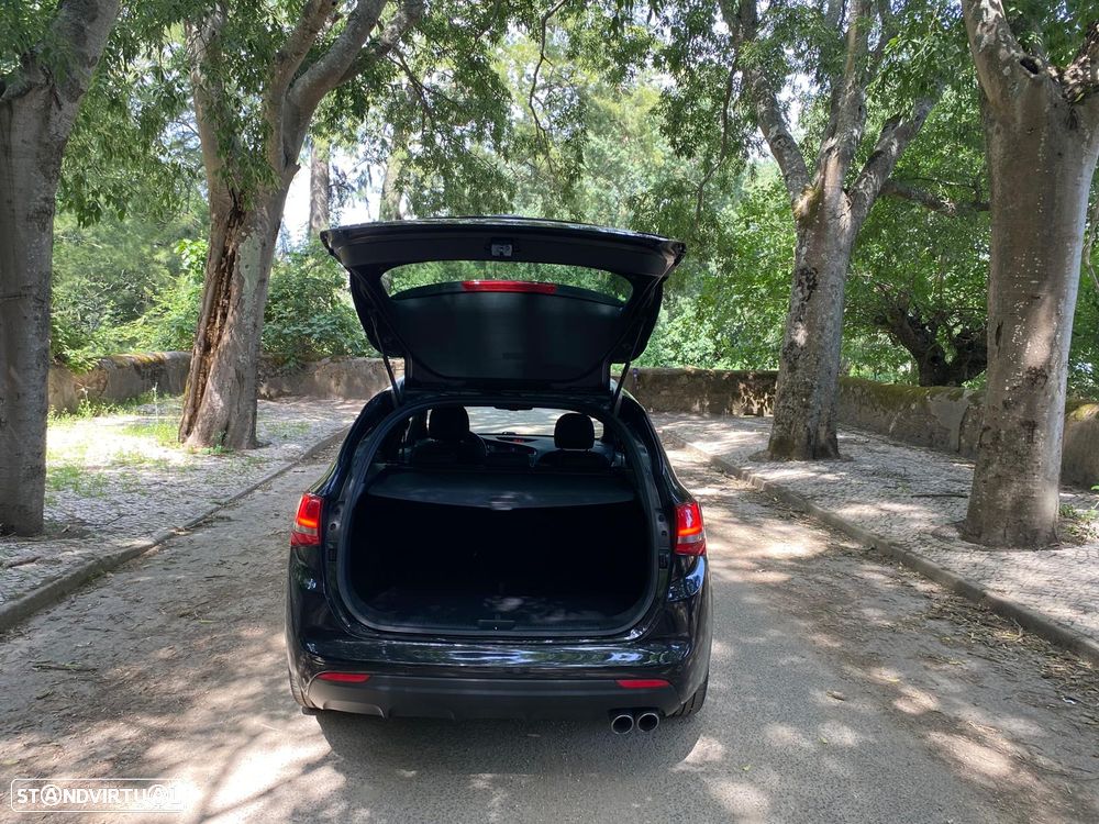 Kia Ceed SW 1.6 CRDi GT Line - 38