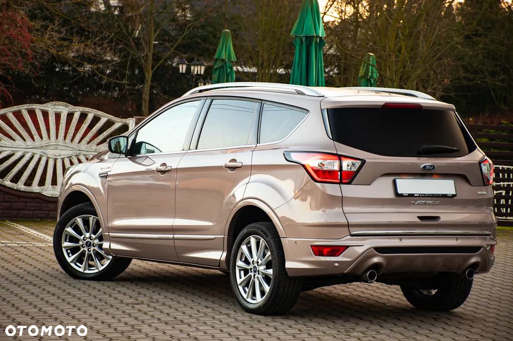 Ford Kuga 1.5 EcoBoost 4x4 Titanium - 40