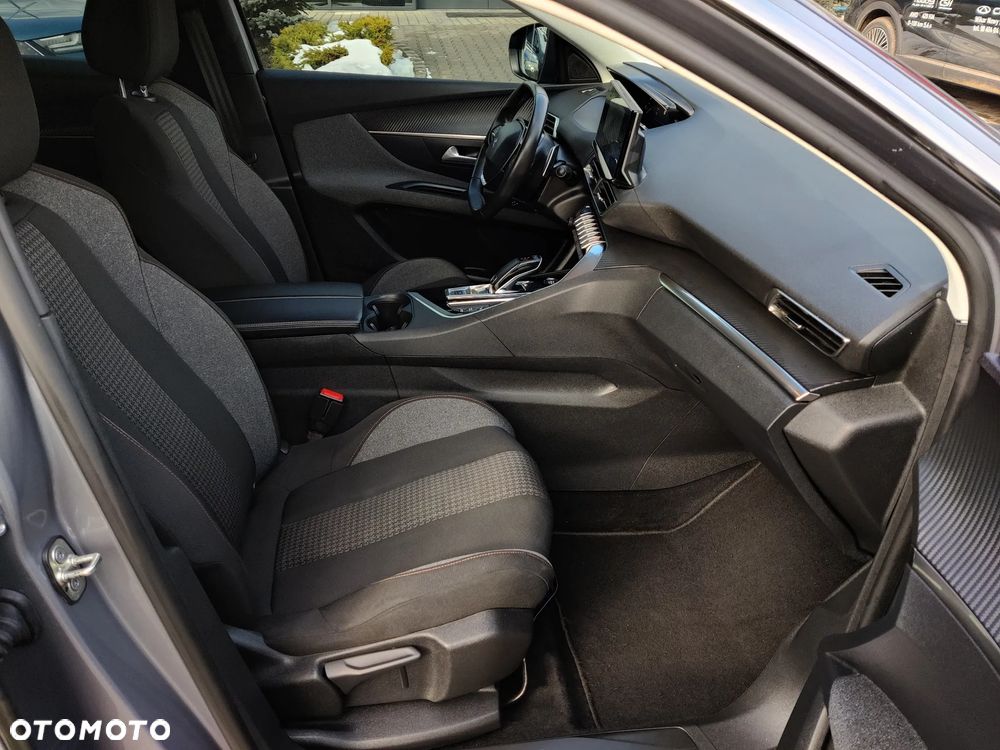 Peugeot 3008 1.2 PureTech Allure Pack S&S EAT8 - 19