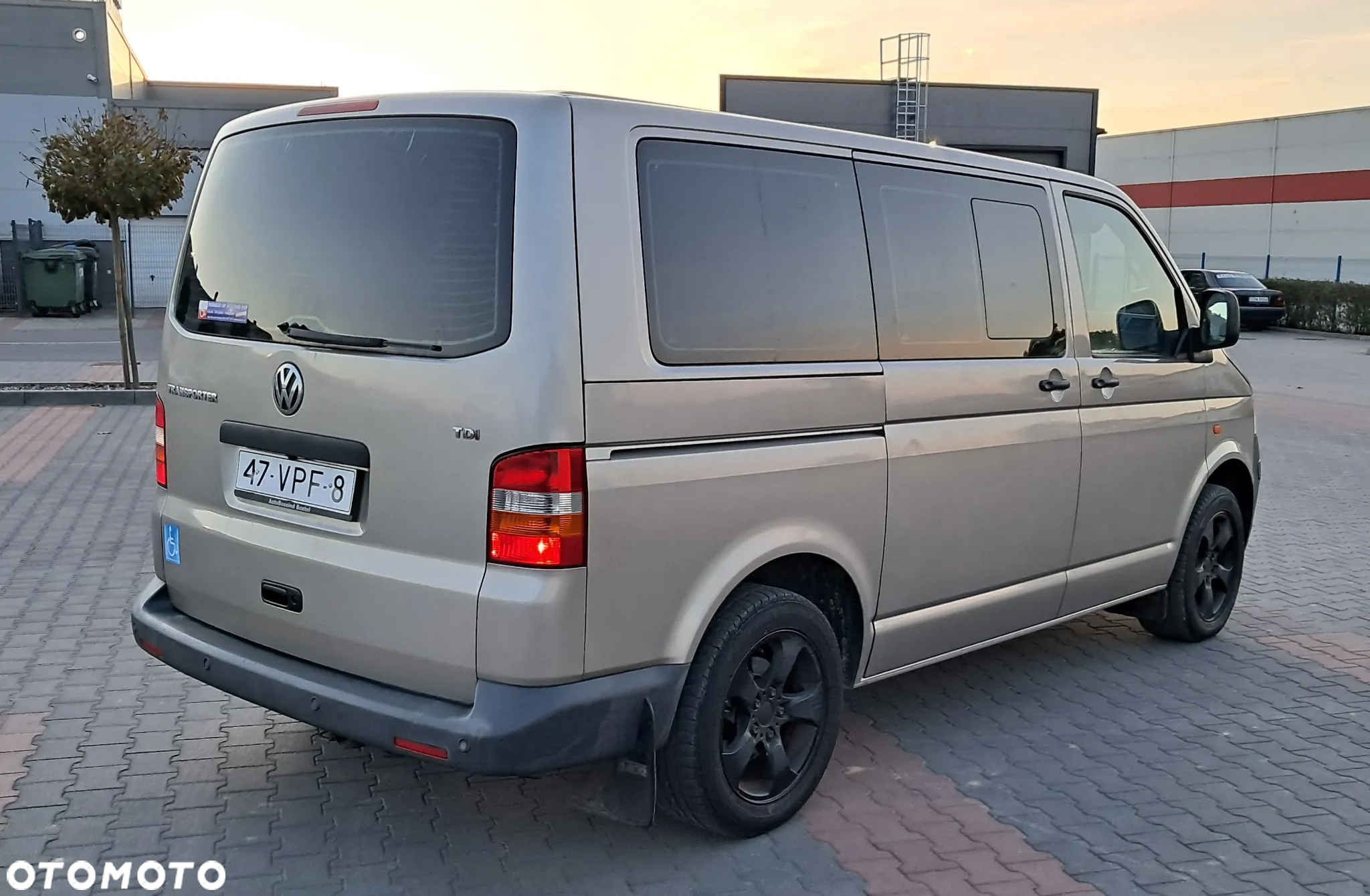 Volkswagen Transporter - 5