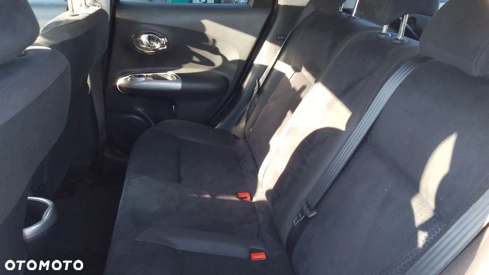 Nissan Juke 1.6 Xtronic Acenta - 21