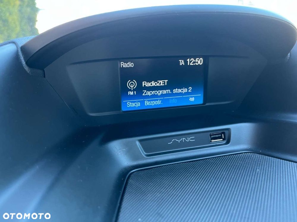 Ford Grand C-MAX - 15