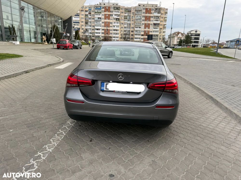 Mercedes-Benz A 200 Sedan 7G-DCT Edition 2020 - 3