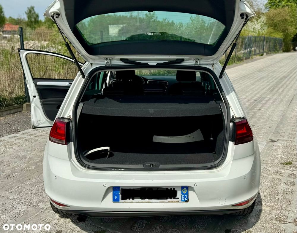 Volkswagen Golf 1.2 TSI BlueMotion Technology Cup - 21