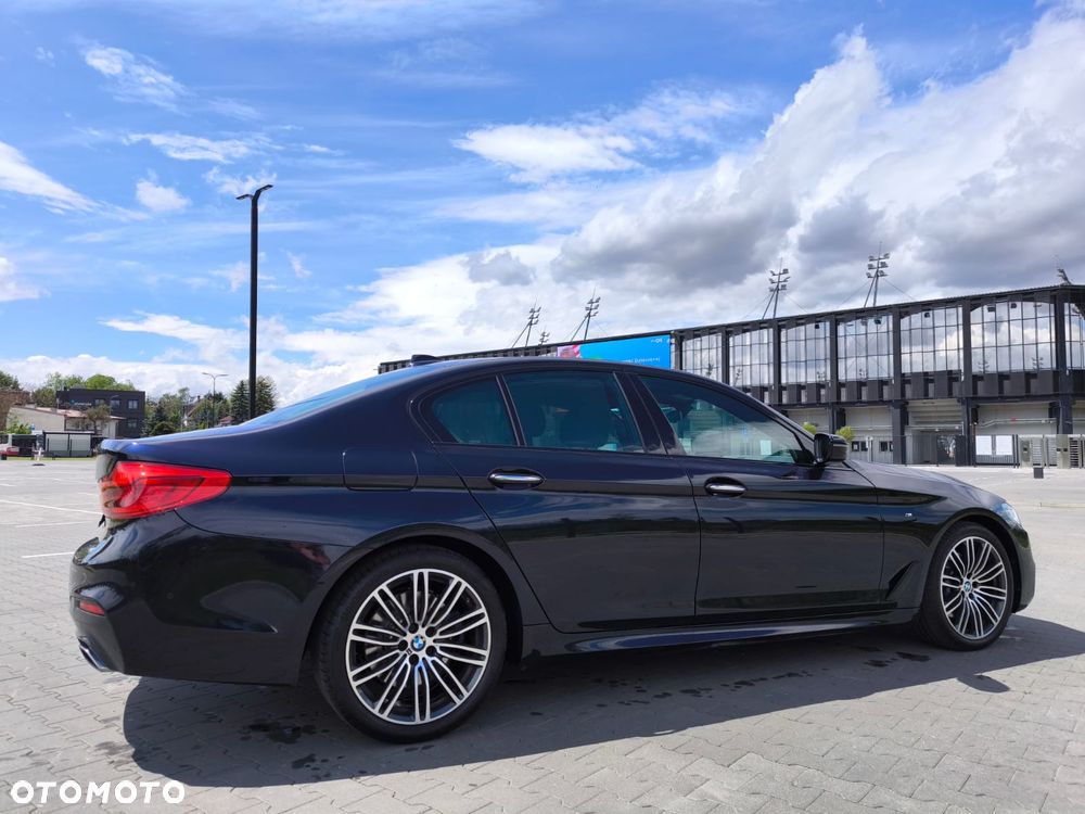 BMW Seria 5 530d xDrive M Sport sport - 25