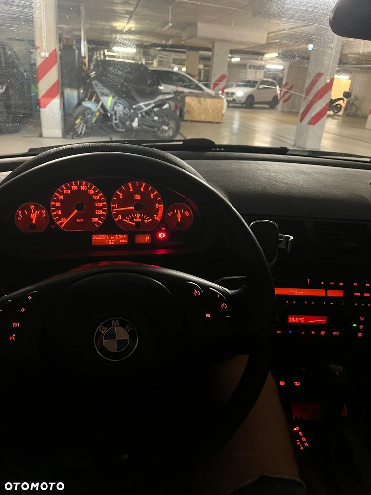 BMW Seria 3 - 12