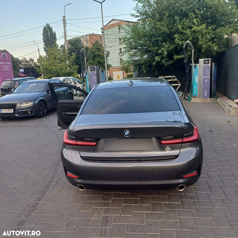 BMW Seria 3 320d xDrive AT - 21