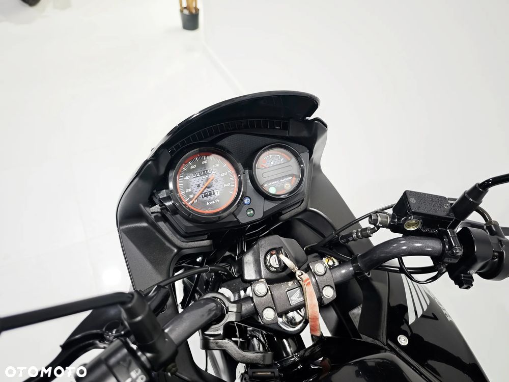 Honda CBF - 4