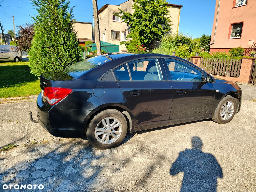 Chevrolet Cruze 1.7 LT - 2