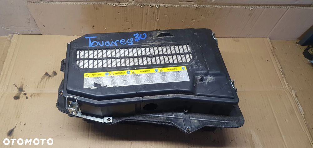 Obudowa podstawa akumulatora VW Touareg 7L 7L0864643B 7L0801283D - 1