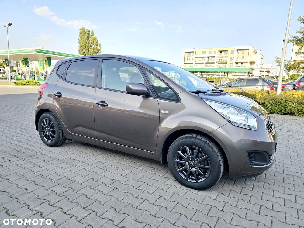 Kia Venga 1.6 CVVT Black Collection - 15