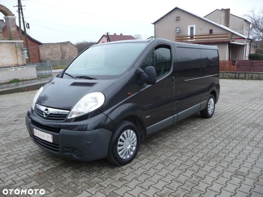 Opel Vivaro - 1