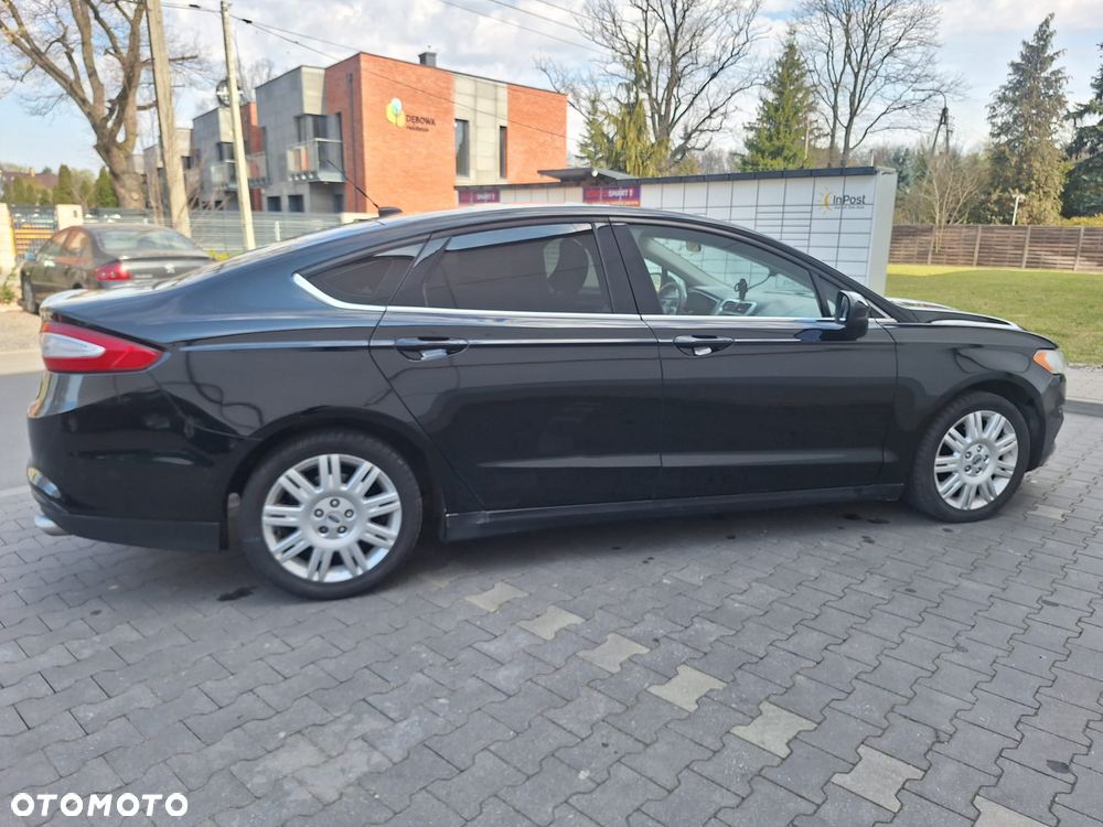 Ford Fusion - 14