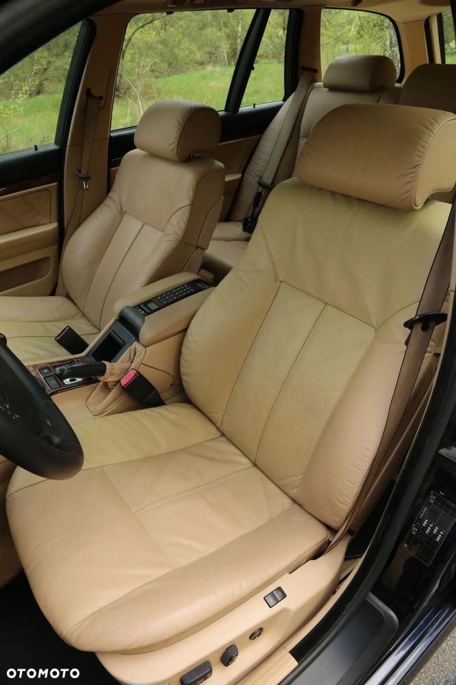 BMW Seria 5 530i Touring Edition Sport - 13