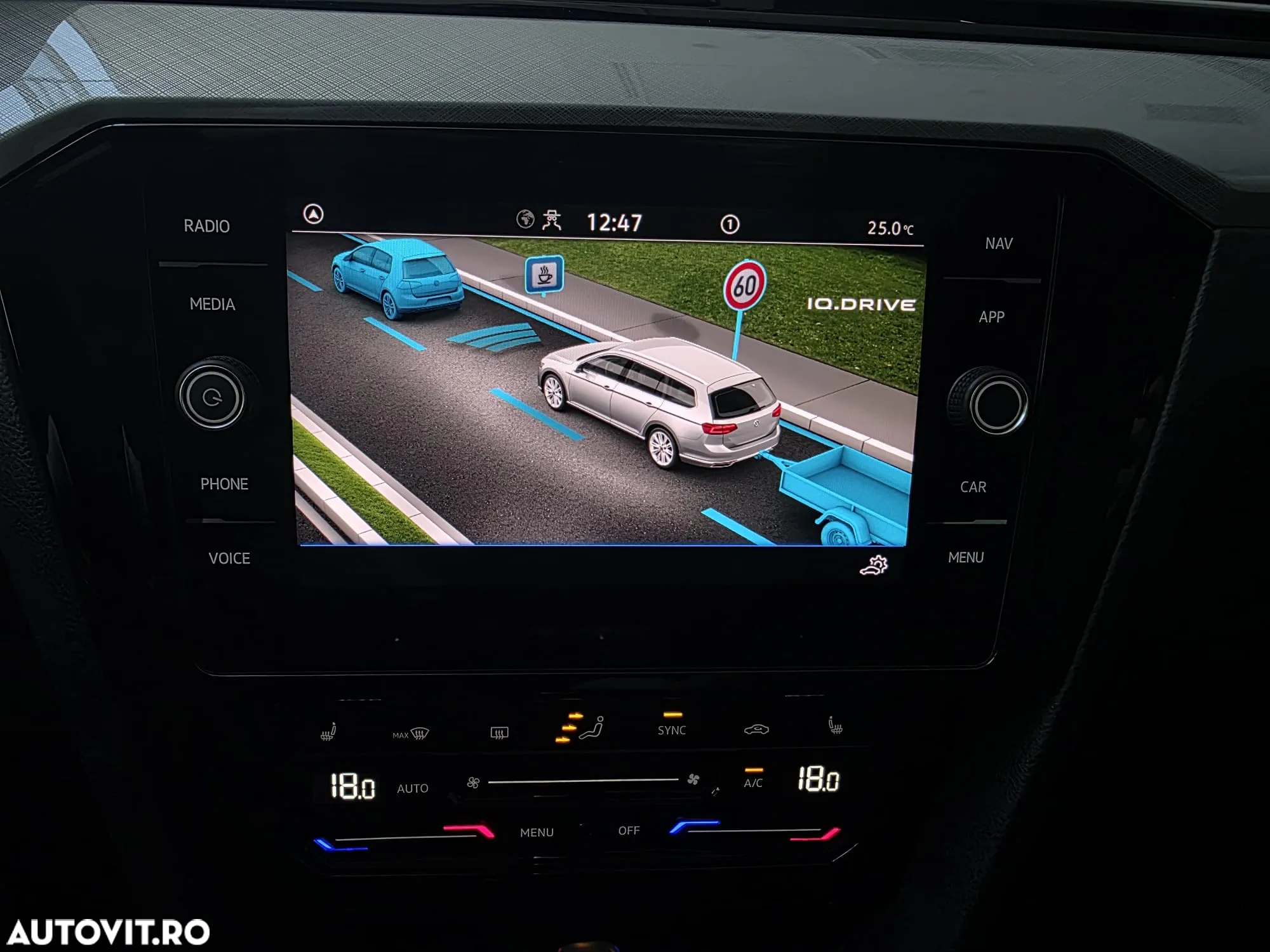 Volkswagen Passat Variant 2.0 TDI DSG R Executive - 19