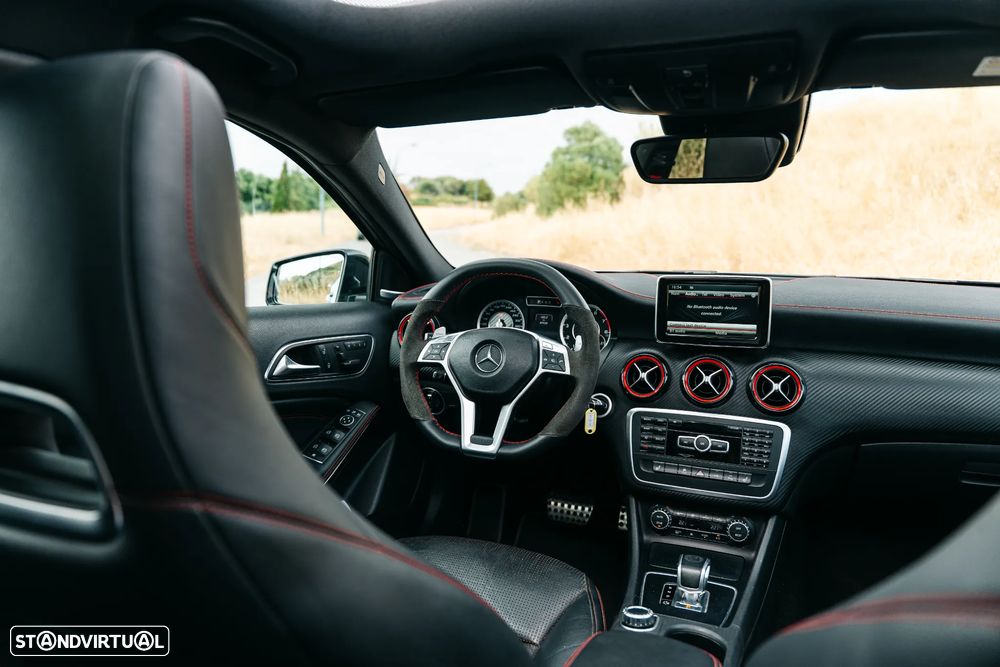 Mercedes-Benz A 45 AMG 4-Matic - 38