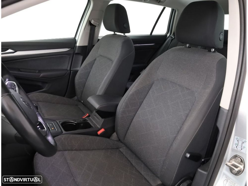 VW Golf Variant 1.0 TSI Life - 13