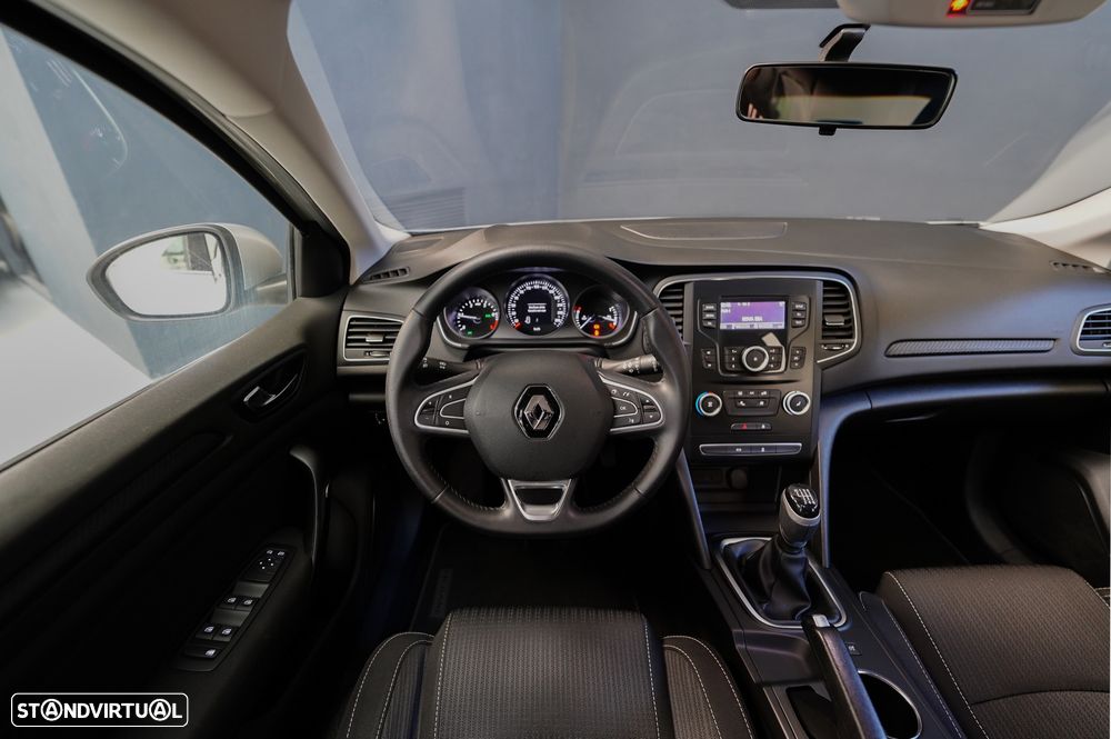 Renault Mégane Sport Tourer 1.5 dCi Zen - 2