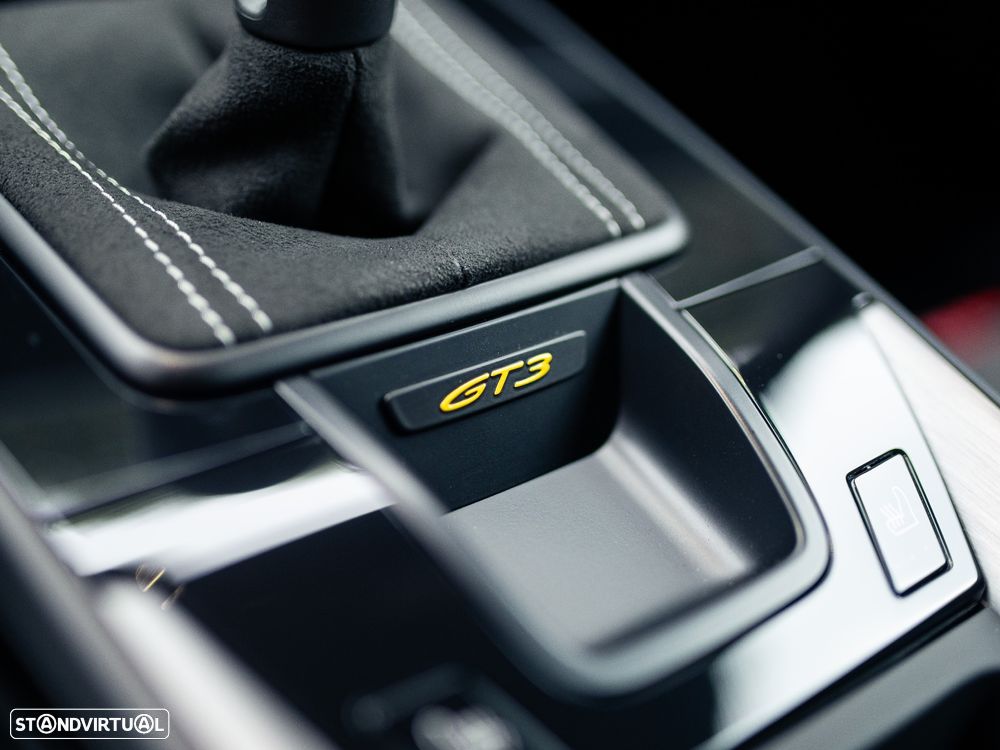 Porsche 911 (992) GT3 - 40