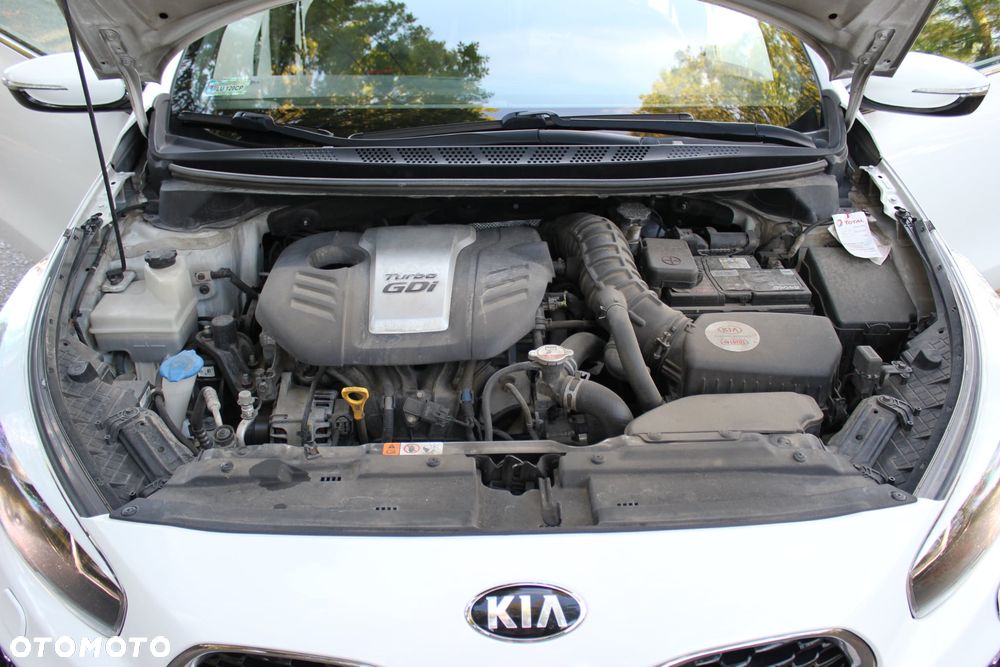 Kia Ceed 1.6 T-GDI GT - 11