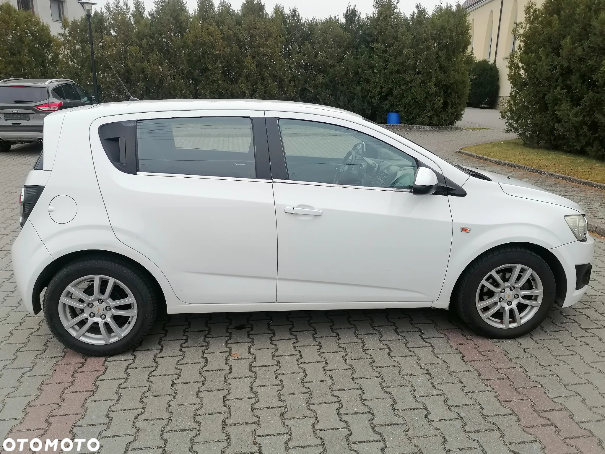 Chevrolet Aveo - 3
