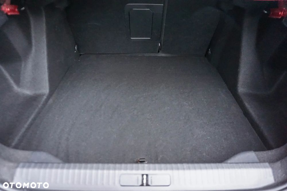 Citroën C4X 1.2 PureTech Plus S&S EAT8 - 31