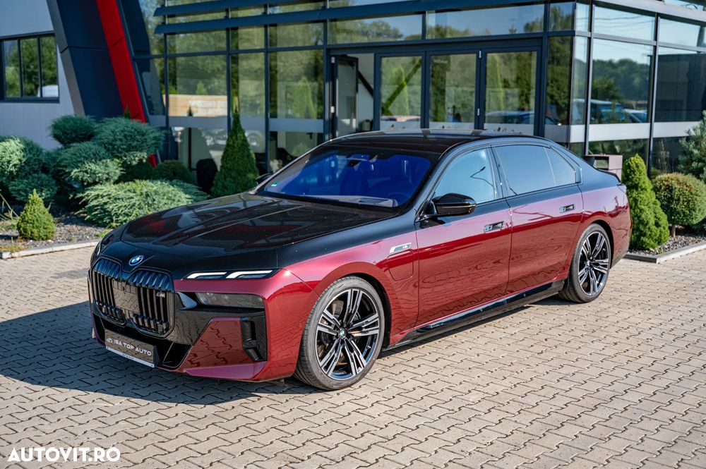BMW M7 M760e xDrive - 38