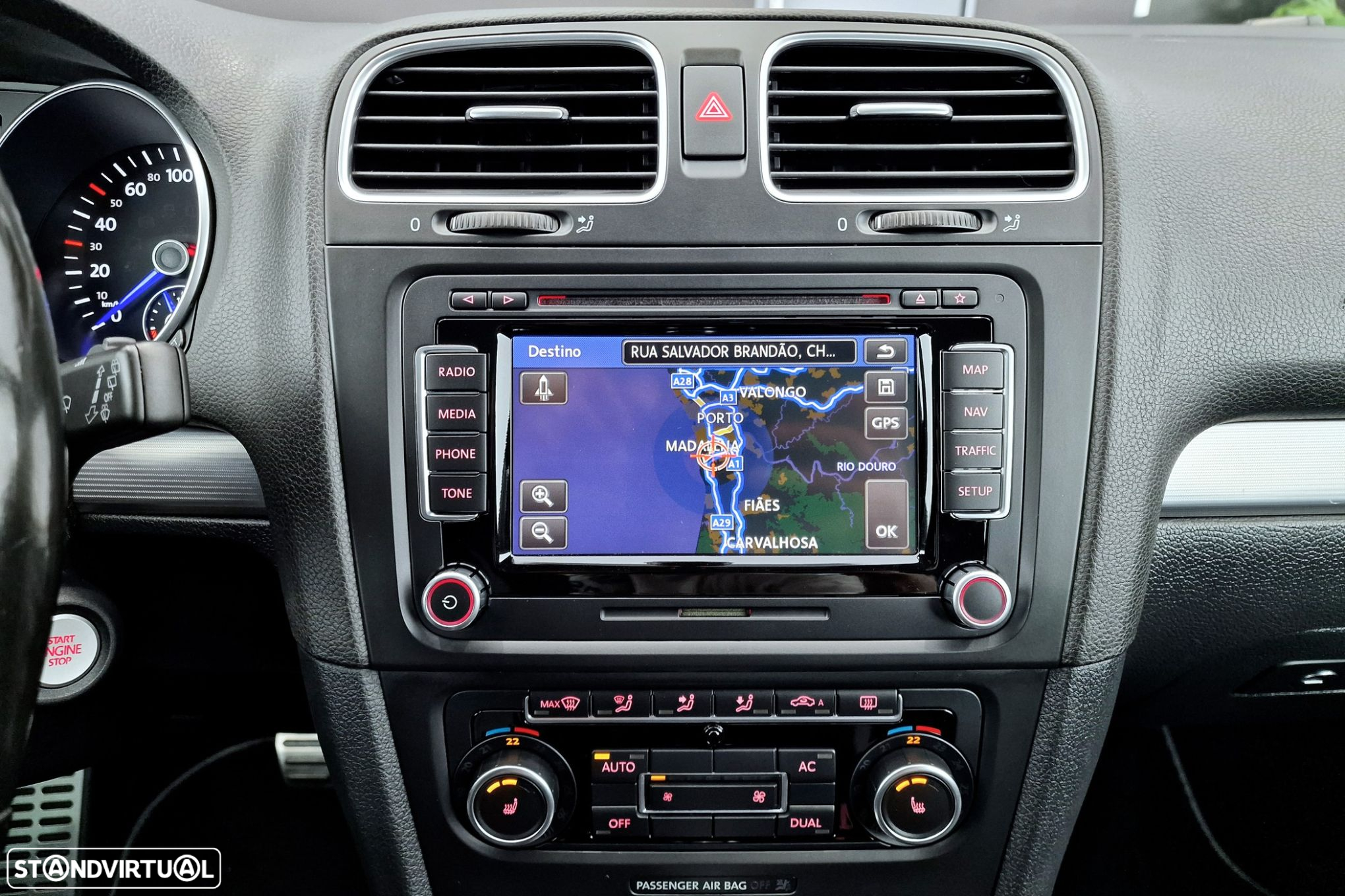 VW Golf 2.0 TSi R20 DSG - 24