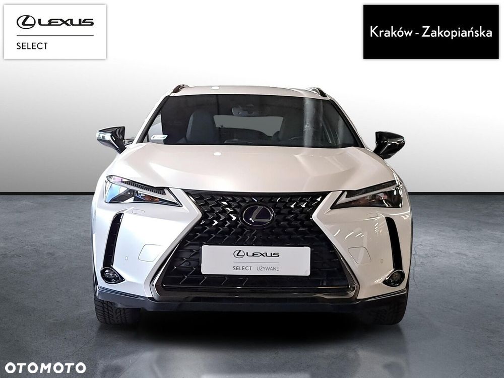 Lexus UX - 9