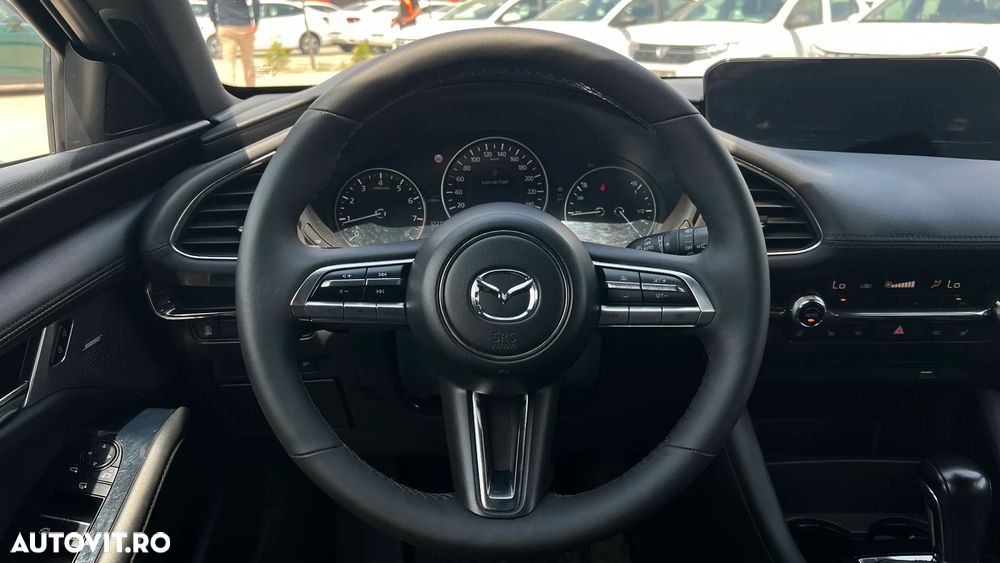 Mazda 3 e-Skyactiv X186 AT MHEV GT+ - 15