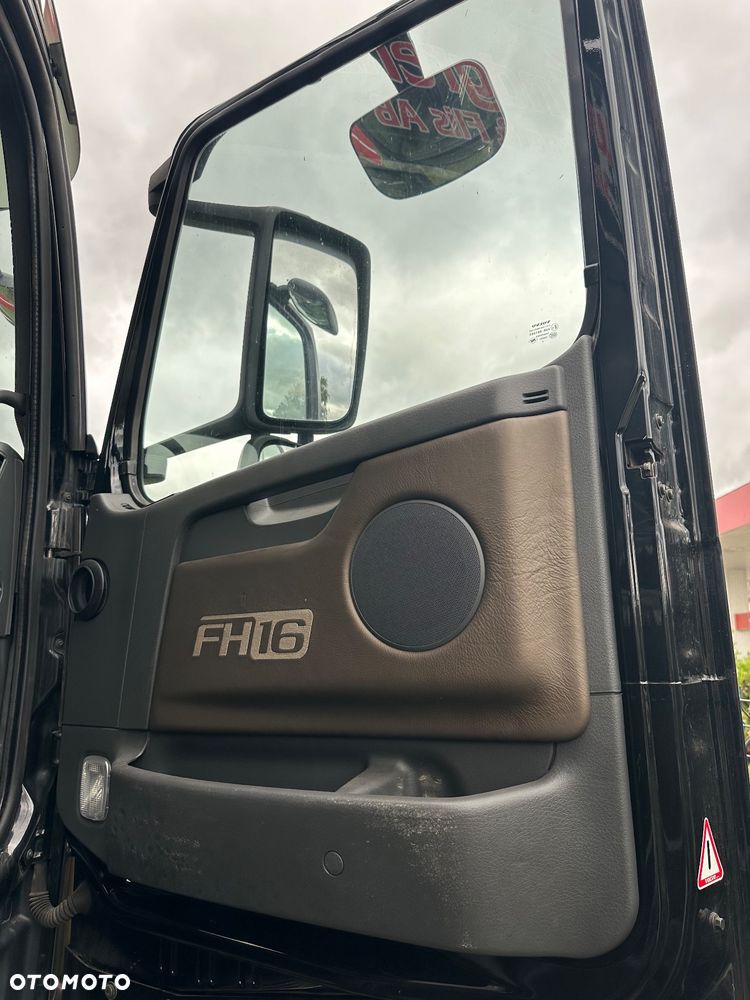 Volvo FH 750 6x4 2014 do drewna drzewa lasu HDs - 11